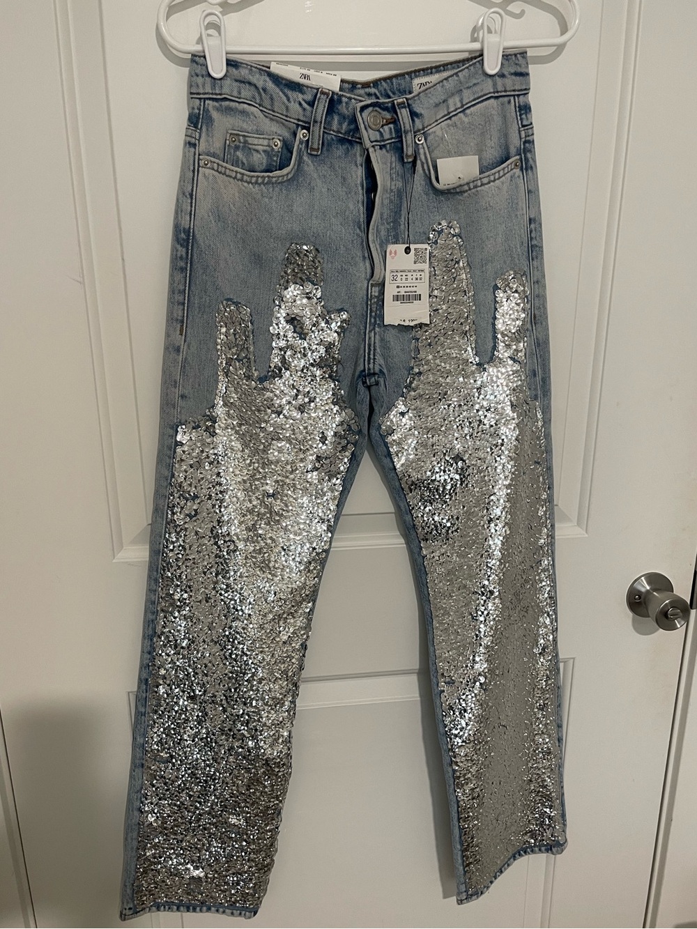 ZARA COLLECTION silver
SEQUIN blue JEANS women 
size 0 USA Eur 32 Mex 22  -  NWT